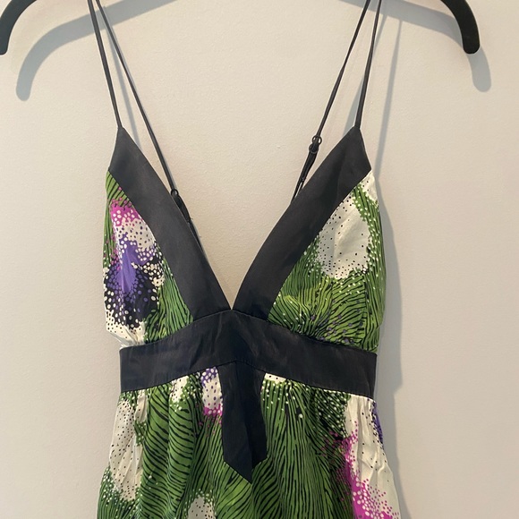 Single Dress Abstract Print Fun Strappy Dress in Green & Black 100% Silk Small - Picture 5 of 13